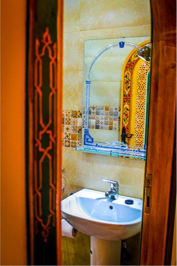 Riad Azemmat Chefchaouen Exterior photo